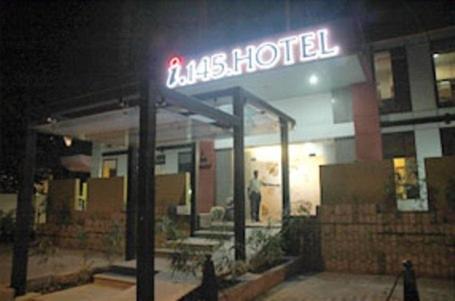 Istay Hotels Infantry Road Bangalore Exterior foto