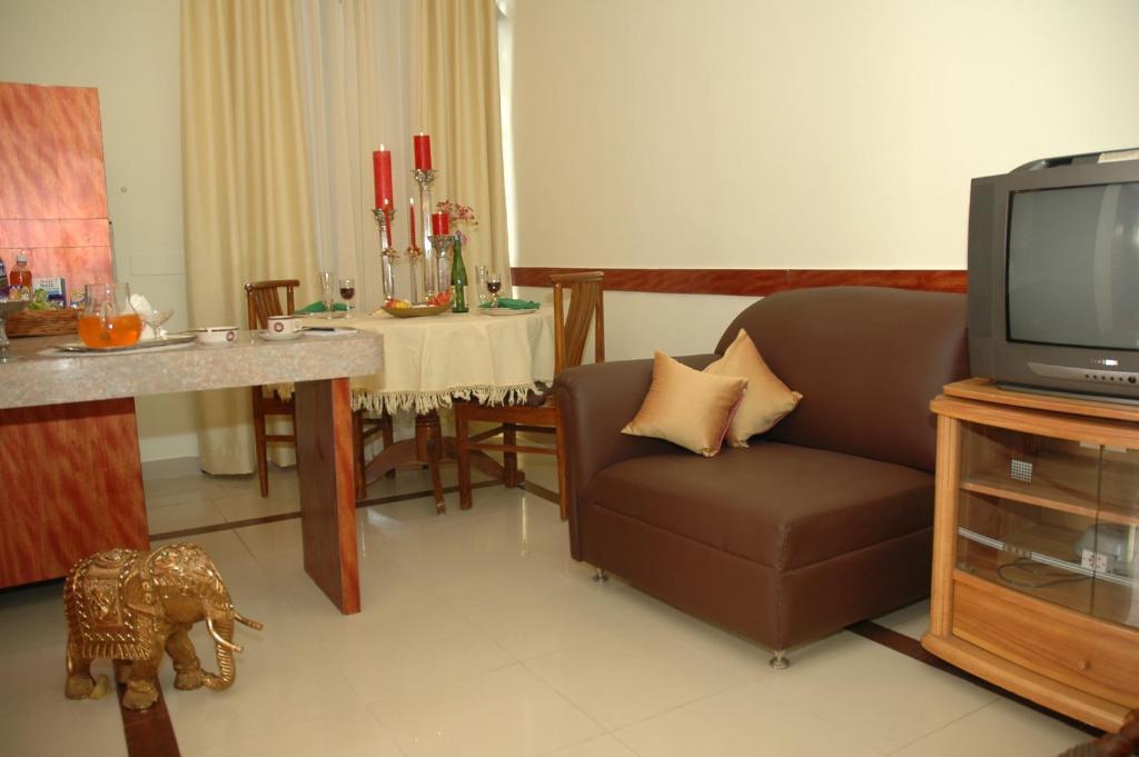Istay Hotels Infantry Road Bangalore Exterior foto